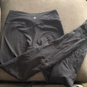 Lululemon Black Wunder Under Leggings